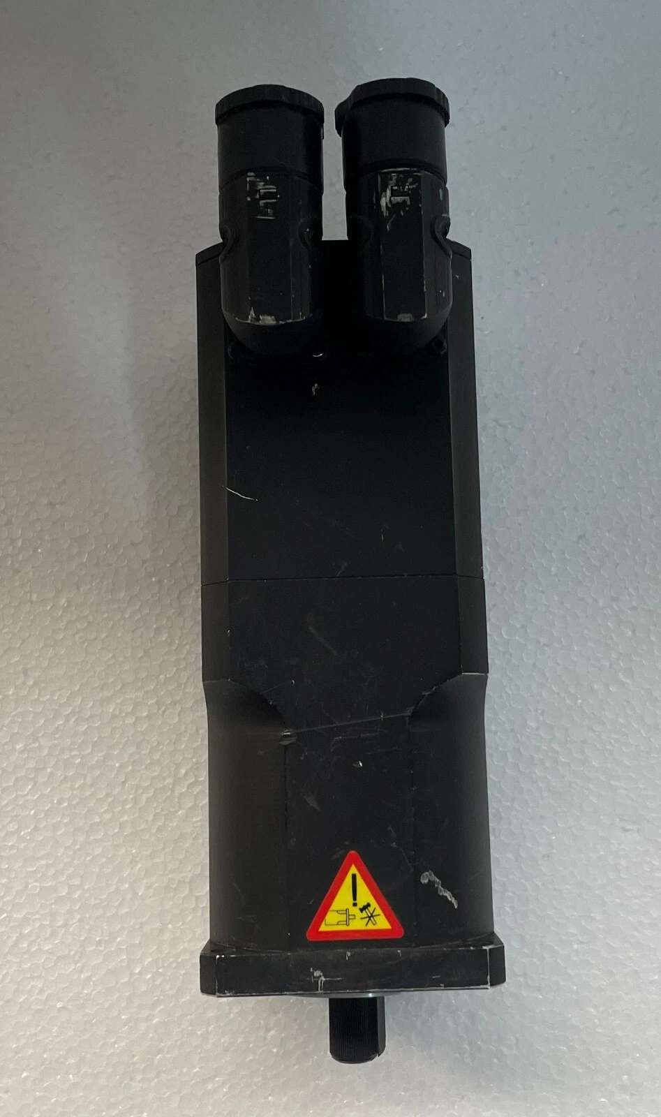 admin/uploads/uploads/bechoff am237 ac servo motor_1.webp